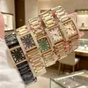 Nuevo Estuche de Reloj Rectangular Incrustado con Diamantes con Números Romanos, Elegante Movimiento de Cuarzo, Esfera Grande, Reloj Dorado para Mujer al por Mayor