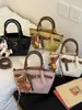 Popular Bolso de Mano Estilo Coreano para Mujer de Comercio Exterior 2026 Nuevo Bolso de Hombro Estético de Nicho Bolso Cruzado Tipo Cubo de Alto Valor