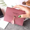 Nueva cartera pequeña femenina corta estudiante moda coreana pequeña fresca hoja tres pliegues hebilla monedero tarjetero mayoreo