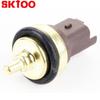 Fornecimento de alta qualidade carro sensor de temperatura da água plugue sensor adequado para Rover 13627535068