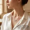 Nova Corrente de Clavícula Brilhante Full Diamond de Luxo Leve com Design Único, Colar Feminino de Laço no Estilo Chanel, Moderno e Versátil