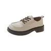 Sapatos baixos pequenos de couro para mulheres 2026 novo estilo primavera e outono estilo universitário britânico versátil preto de cadarço sapatos de sola reta jk mocassins