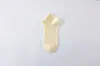Meias Femininas Respiráveis Cor Sólida Malha Fina Estilo Coreano Meias Curtas Vazadas Absorventes de Suor Fabricante de Meias de Algodão Femininas Venda por Atacado Dropshipping