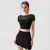 Ropa de Yoga para Mujer, Nuevo Estilo de Verano, Malla Transpirable, Copas Integradas, Falso Dos Piezas, Ropa Deportiva de Fitness para Pilates, Manga Corta