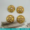 Nuevo Abrigo Chaqueta de Metal Decorativo de Alta Gama Estilo Pequeño Fragante Cosido a Mano con Botones Redondos Dorados de Diamante