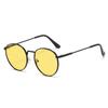 Novo Óculos de Sol da Moda Estilo Coreano Armação Oval Óculos Femininos de Alto Senso Emagrecedores Formato Distintivo para Street Style Óculos de Sol Metálicos
