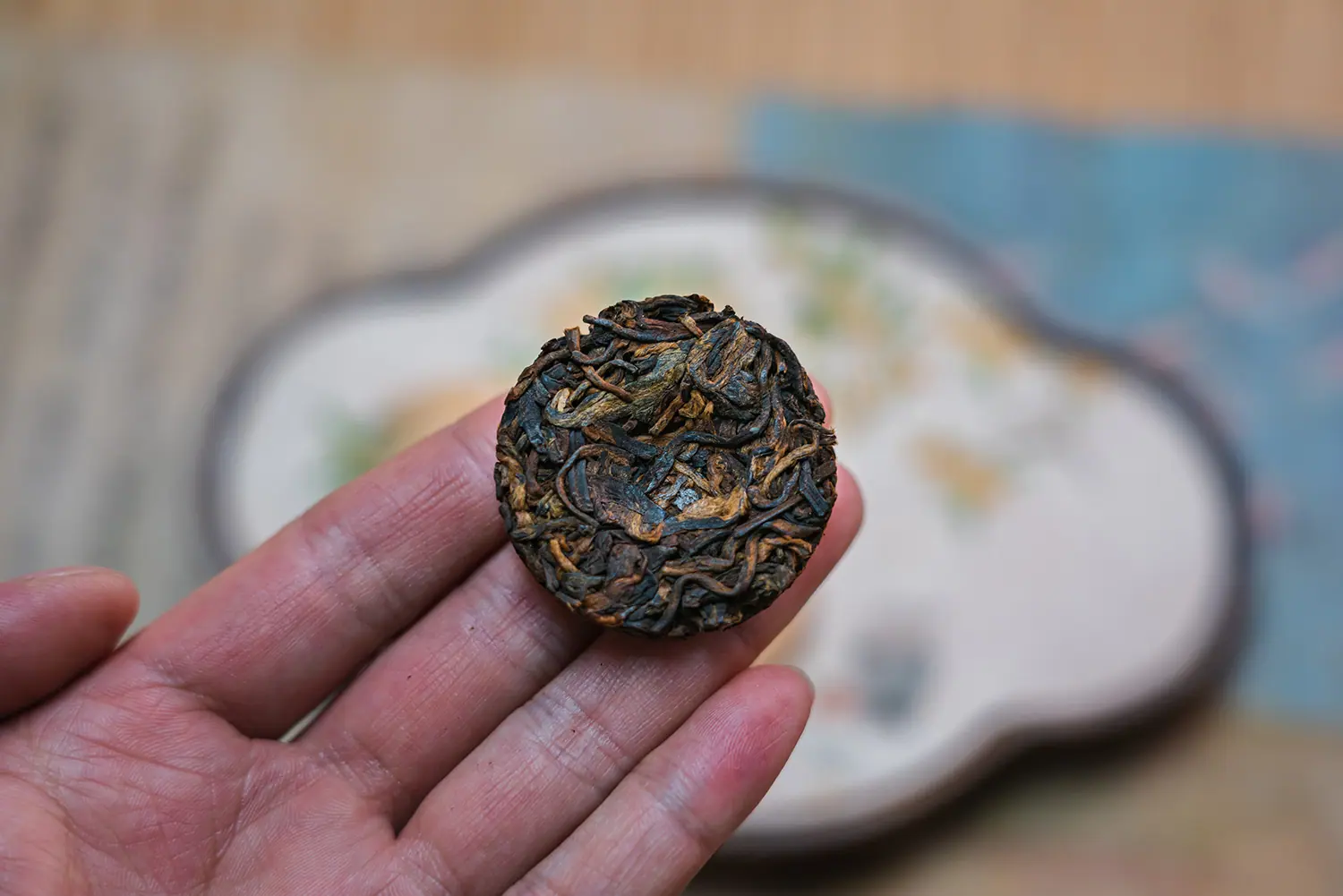冰岛地界熟茶小圆饼 (22).jpg