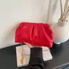 Bolso de Noche Metálico Plegado con Cadena Estilo Nuevo 2026 Europeo y Americano para Mujer, Bolso de Hombro Cruzado, Bolso de Noche Moderno