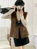 Colete Tricotado Cardigan com Decote V de Veludo Imitação de Visom para Mulheres Outono e Inverno 2025 Novo Suave Aderente Sem Mangas Camisa Colete Camada Tendência