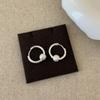 Pendientes sencillos con forma de bola de metal cepillado y hebilla redonda para mujer, con personalidad de nicho, de tendencia de moda exquisita, elegantes y combinables.