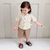 Camisa Infantil Floral de Manga Corta 2026 Nueva Ropa de Verano Estilo Coreano Ropa Infantil para Niños Estilo Casual Estilo Hong Kong Conjunto de Tops