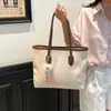 Bolsa Retro de Grande Capacidade para Mulheres, Nova Tendência 2026 Estilo Coreano Versátil Bolsa Tote, Bolsa de Ombro Elegante para o Dia a Dia, Leve