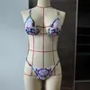 Bikini metálico con hebilla estampada retro europeo y americano 2026, un nuevo traje de baño sexy de tres piezas transfronterizo para mujer