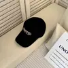 Boné de Baseball Simples com Letra para Mulheres Que Fazem o Rosto Parecer Menor, para Homens com Grande Circunferência da Cabeça, Chapéu de Sol de Aba Larga, Boné Versátil de Bico de Pato Bordado Estilo Coreano