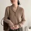 Novos estilos de outono e inverno: suéteres de malha de lã pura, estilo coreano moderno, com um pequeno padrão de trança e gola mandarim, de manga longa e grossos, para mulheres