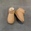Botas de nieve gruesas de invierno para hombres y mujeres, zapatos cálidos de algodón y cuero genuino, botas bajas planas antideslizantes de talla grande, talla 43
