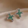 Pendientes de botón de circonita cúbica de aguja de plata Nuevo estilo palaciego chino Sentido de diseño noble Nicho Sensación de alta gama Joyería para orejas de lujo ligero Venta al por mayor