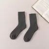 Novas Meias de Terry com Listras de Três Barras Meias Femininas Outono e Inverno Plus Veludo Grossas Quentes Meias para Não Sentir Frio nos Pés Meias de Algodão Fabricante