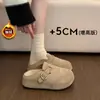 Sapatos femininos quentes com forro de fleece, estilo Birkenstock, nova coleção outono/inverno 2026, sola grossa, com aumento de altura, bico fechado, estilo meia-sapatilha, retrô, felpudos e com forro de algodão