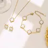 Nuevo collar de cuatro hojas de doble cara de 13 MM más vendido transfronterizo para mujer, diseño de lujo ligero, joyería de moda para celebridades de internet al por mayor