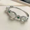 Venta al por mayor de fábrica pulsera de plata 925 de alto hielo con incrustaciones de calcedonia verde temperamento diamante completo ágata pulsera de mujer joyería