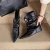 Nueva Colección Otoño/Invierno 2026: Botines Elegantes Plisados para Mujer Petite, Botines de Tobillo Versátiles de Cuero Suave con Punta y Tacón Oculto