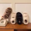 Estilo Retrô Moderno Clássico Retrô Sempre na Moda Chinelos Fashion 2024 Sapatos Femininos Item Quente Tendência Diária Moda