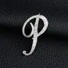 Temperamento de comercio exterior europeo y americano 26 broches de letras inglesas femenina diamante personalidad Joker moda corsage pin masculino accesorios