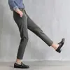 Estação Europeia Calças de terno pequeno Calças masculinas na altura do tornozelo Tubo reto Slim-fit Small-foot Casual Estilo coreano Casual Pingente Calças de terno masculino