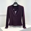 Nueva camiseta de otoño estilo coreano para chica popular, cuello medio abierto, diseño de dos piezas falsas con botones a rayas, ajuste ceñido, manga larga, para mujer