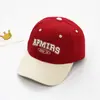 Boné de beisebol infantil INS, novo modelo de outono, chapéu de sol com letra bordada, boné casual versátil de bico de pato para meninos em estilo japonês e coreano