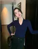 Suéter de Tricô Gola V Estilo Coreano Old Money para Mulheres, Absolutamente Deslumbrante, Super Bonito, Roupa de Outono/Inverno, Camada Interna, Top Base de Nova Moda