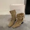 Botas curtas femininas estilo retrô francês com bico quadrado, uso em duas direções, novas botas western de salto grosso para o outono de 2026, botas finas de cano médio
