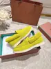 Versão Original de Alta Qualidade Lp2025 Outono e Inverno Estilo Casal Sapatos Slip-On Mocassins Gorro Sapatos Camurça Grossa Lã para Heattech