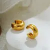 Europa y Estados Unidos transfronterizo oro de 18 quilates clip de oreja ancho forma de C doble aro sin agujero en la oreja clip de oreja simple Joker pendientes de Amazon joyería