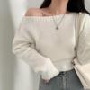 En stock Tamaño Actualizado Corea del Sur Chic Retro Hombros Descubiertos Suéter de Manga Larga para Mujer Elegante Versátil Top de Cuello