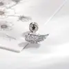 Novo Estilo Doce e Cool Sexy de Hensen com Micro Cravação de Zircônia Design de Asas de Anjo Piercing de Cartilagem para Casal Pregos de Osso da Orelha