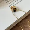Collar Colgante de Flor con Cuentas de Madera Retro Ojo de Tigre para Otoño e Invierno Cadena de Suéter Versátil Casual Diseño de Nicho para Mujeres