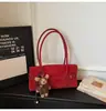 Bolso Vintage Mate para Mujer 2025 Nuevo Invierno Moda Nicho Versátil Bolso de Axila con un Toque de Lujo para Viajar Bolso de Hombro