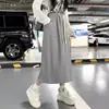 Saia Midi Elegante Estilo Coreano Nova Coleção Outono/Inverno 2026, Cintura Alta, Efeito Emagrecedor, Fenda nas Costas e Cintura Elástica, Estilo Casual Fino Versátil