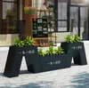 Calles Municipales, Calles Peatonales, Calles Comerciales, Vallas Verdes, Divisiones, Plazas, Centros Comerciales, Macizos de Flores, Maceteros Galvanizados de Acero Inoxidable