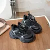 Zapatos de papá para niños de 3 a 6 años, zapatillas de malla transpirable para niñas, zapatos casuales antideslizantes de suela blanda para niños, nuevos modelos de primavera y otoño