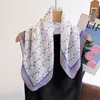 Bufanda de Seda Artística Pequeña Cuadrada para Mujer, Color Azul y Blanco Porcelana Liso Elegante, Estampado de Flor de Anacardo, Mezcla de Algodón y Lino, Para Primavera y Verano, Bufanda Cálida para Proteger el Cuello