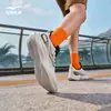 Zapatillas de Correr Lingfeng Hongxing Erke para Hombre Verano Nuevas de Malla Transpirables Suela Suave Zapatillas Deportivas Amortiguadoras de Impacto Rebotantes Zapatillas de Correr