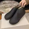 Zapatos de algodón para mujer, colección otoño/invierno 2026, forrados de felpa y engrosados, diseño de caña alta, estilo slip-on, cómodos y cálidos, adecuados para madres, venta al por mayor para exportación