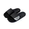 Nuevas Chanclas de Verano de Moda para Hombre, Talla Grande, Adecuadas para Usar al Aire Libre, Antideslizantes para el Hogar, Resistentes al Desgaste, Silenciosas, Sandalias de Baño con Suela Gruesa