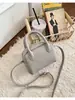 Bolso de mano de nicho transfronterizo para mujer, nuevo bolso de alta gama con patrón de lichi tipo "bolsa de pan tostado", bandolera y bolso cruzado, moderno