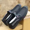 Zapatos de Malla de Verano para Hombre Casual Transpirables Suela Suave Zapatos de Tela Old Beijing Sandalias para Hombre Zapatos Cómodos para Papá de Mediana Edad Zapatos Perezosos