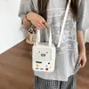 Bolsa Quadrada Pequena Personalizada de Desenho Animado Transfronteiriça para Mulheres, Nova Bolsa de Ombro Versátil da Moda, Bolsa Transversal Legal e Estilosa para Mulheres