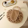 Nova bolsa de maquiagem preguiçosa para mulheres, bolsa de armazenamento de viagem de grande capacidade, bolsa de mão plana com cordão para viagens ao ar livre e nécessaire